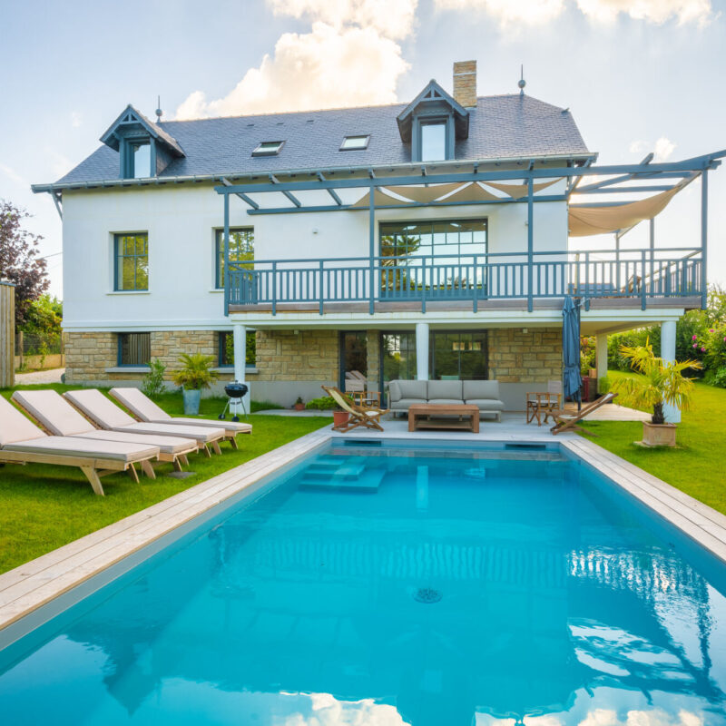 PISCINE TRADITIONNELLE23 800X800 | MT AMÉNAGEMENTS Construction de piscines classiques en béton près de Rouffach et Colmar Pfastatt 5